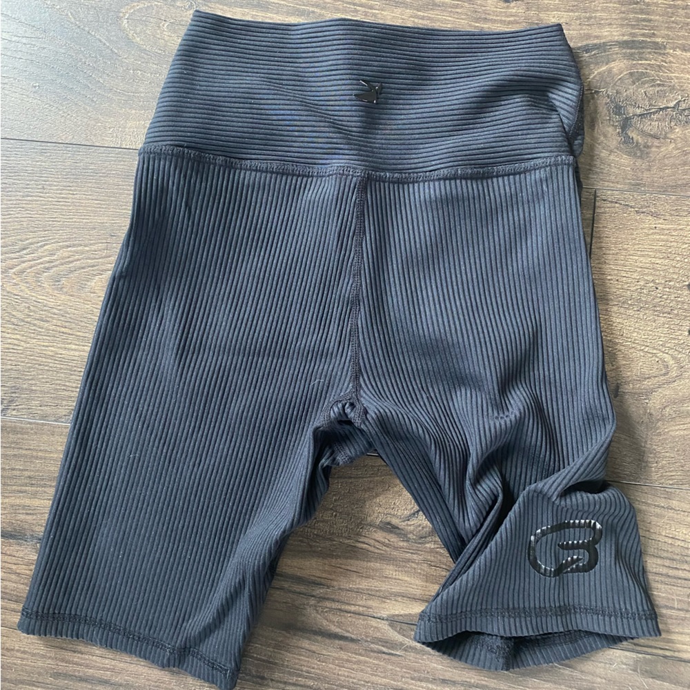 Ribbed Cycle Shorts - image 2
